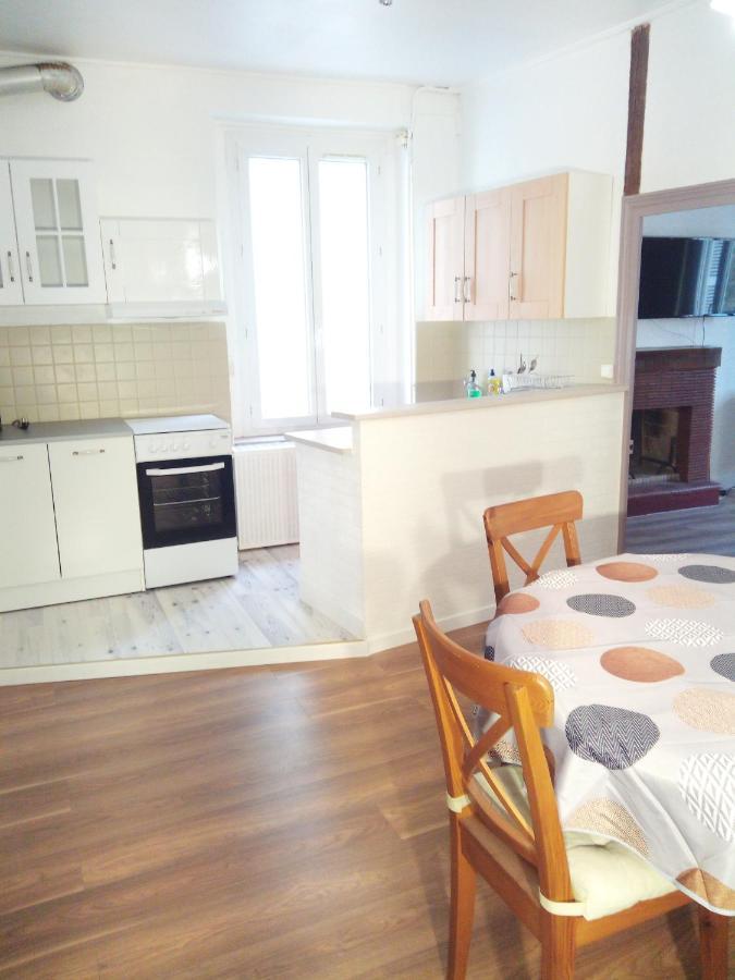 2 52 M2 Centre Apartment